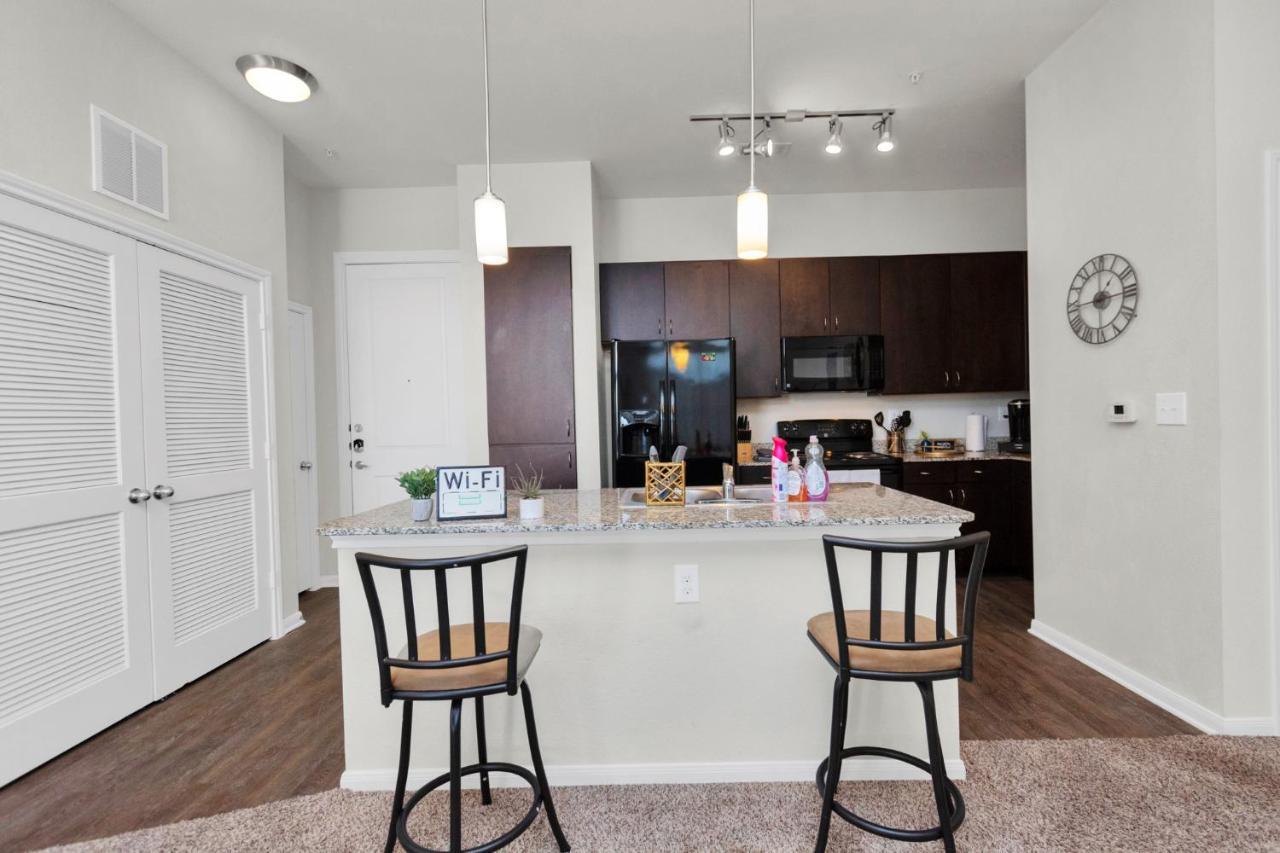 Charming Suite With Gym Near Nrg Medical Center Houston Exteriör bild
